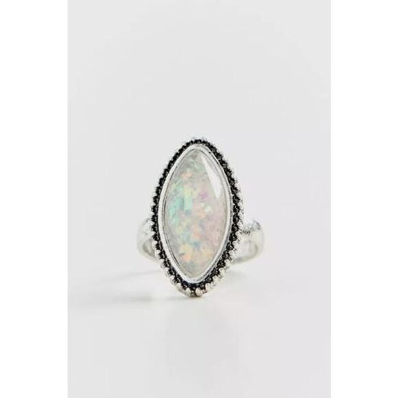 Mia Colona x Urban Outfitters Women's Statement Ring Sz 7 NWT 38 - Picture 1 of 6